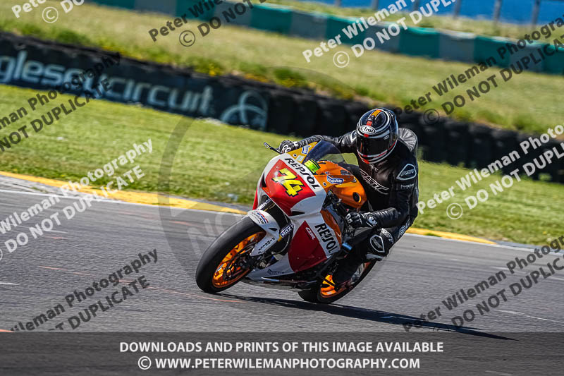 anglesey no limits trackday;anglesey photographs;anglesey trackday photographs;enduro digital images;event digital images;eventdigitalimages;no limits trackdays;peter wileman photography;racing digital images;trac mon;trackday digital images;trackday photos;ty croes